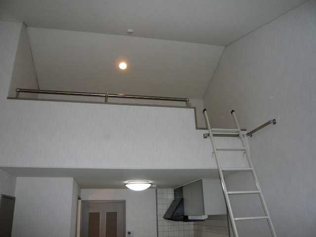 内装２