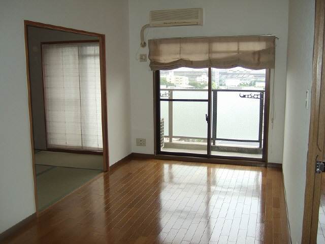 内装１