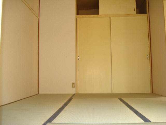 内装２
