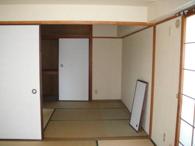 内装２