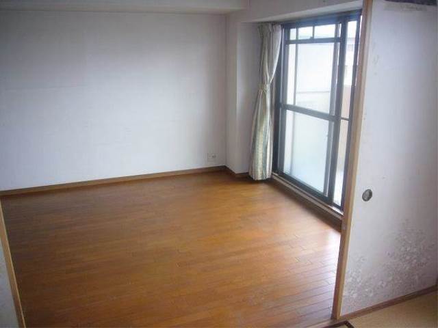 内装１