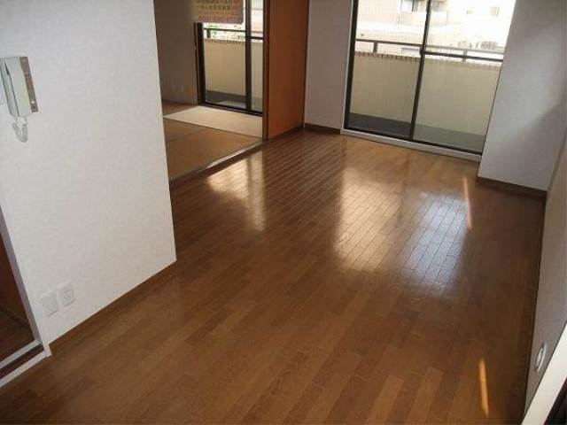 内装１