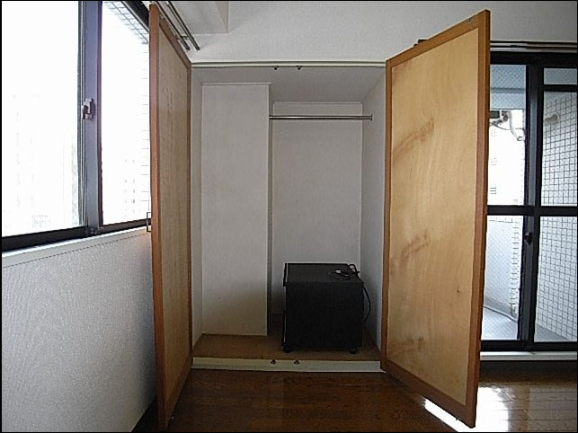 内装４