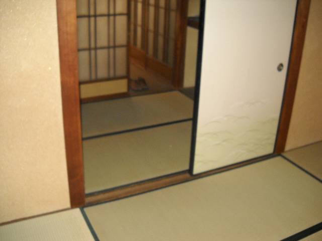 内装２