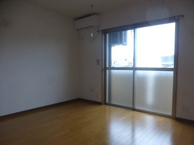 内装１