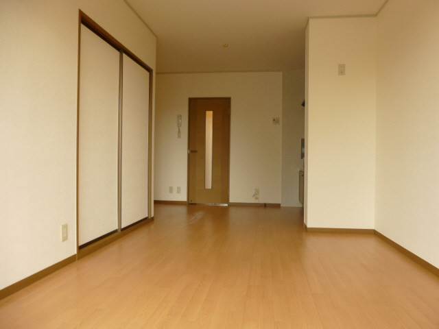 内装１