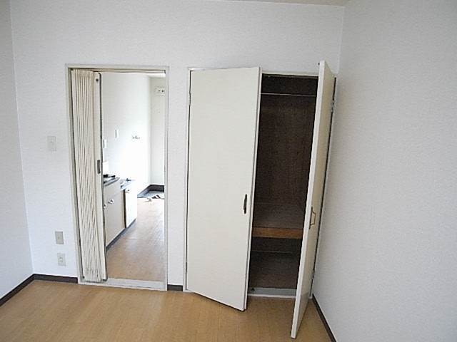 内装４