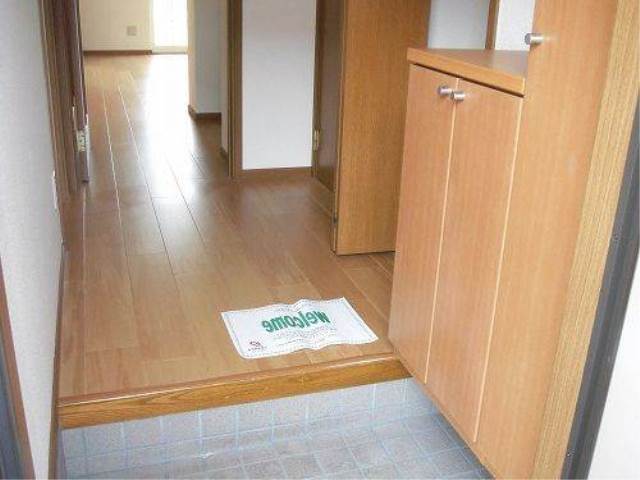 内装８