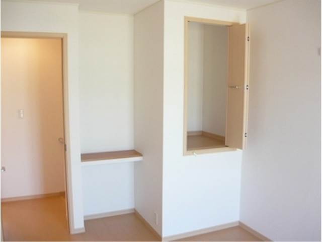 内装４