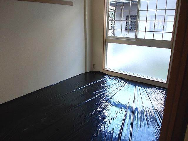 内装４