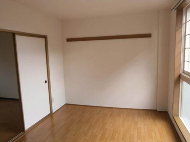 内装７