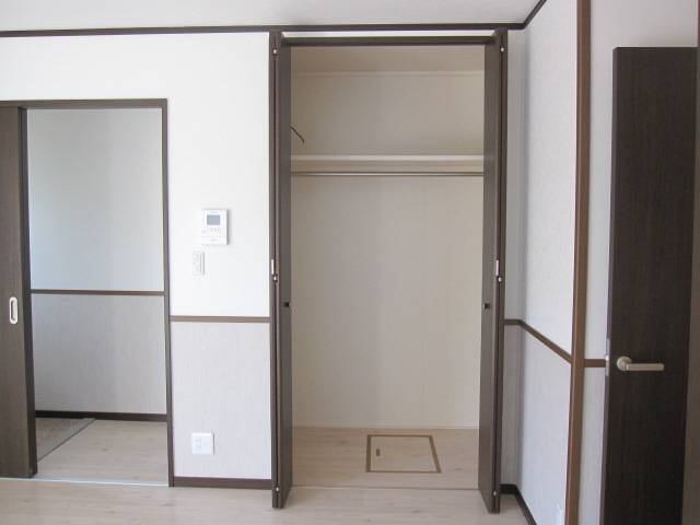 内装６