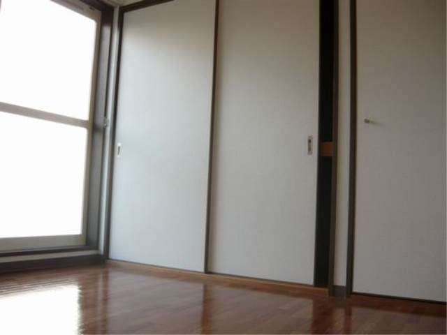 内装４