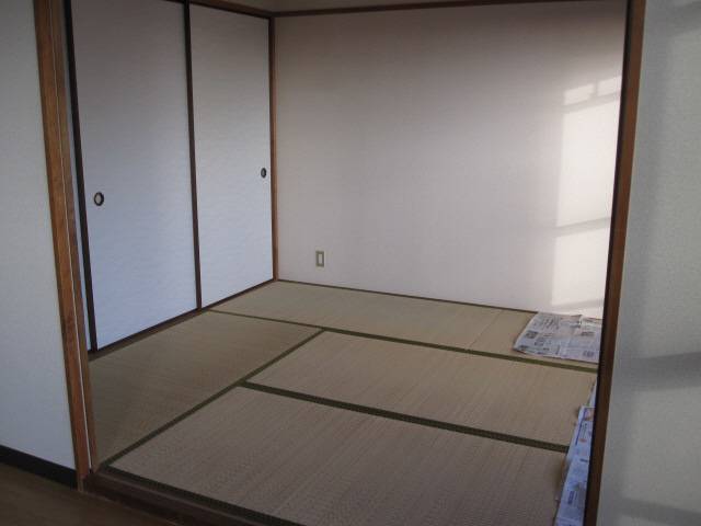内装４