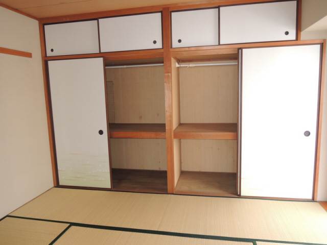 内装４