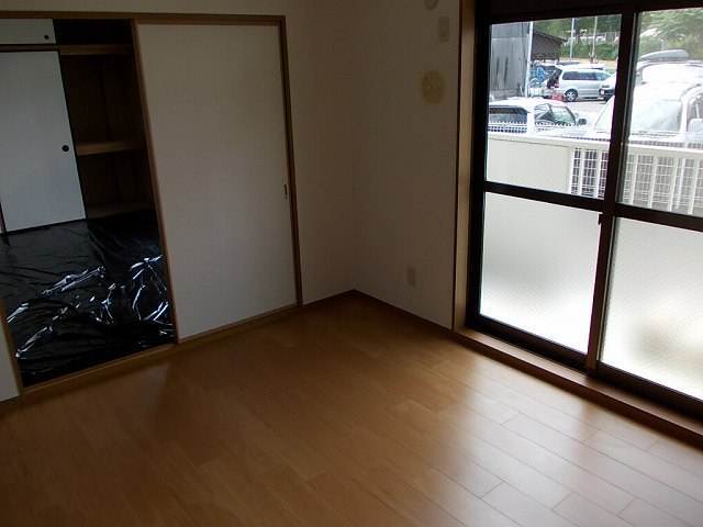 内装１