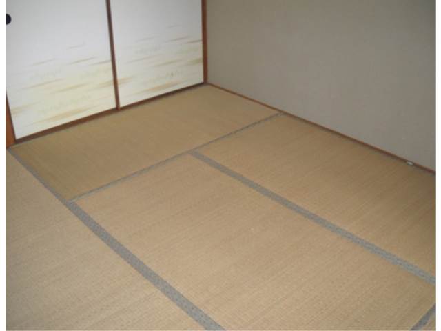 内装４