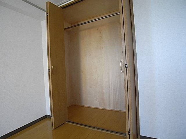 内装４