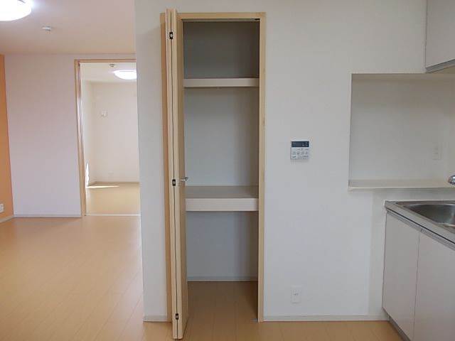 内装２