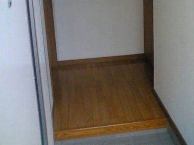 内装６