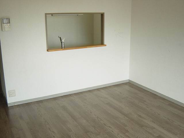 内装１