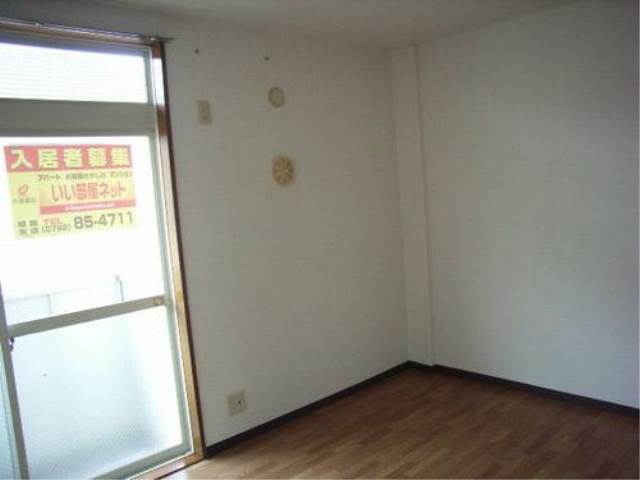 内装２