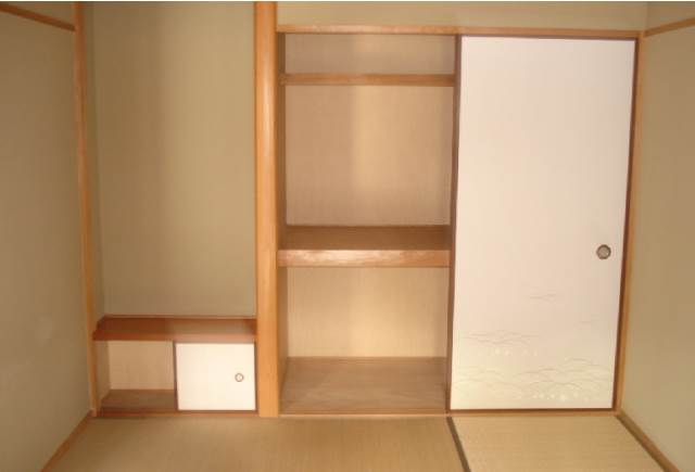内装２