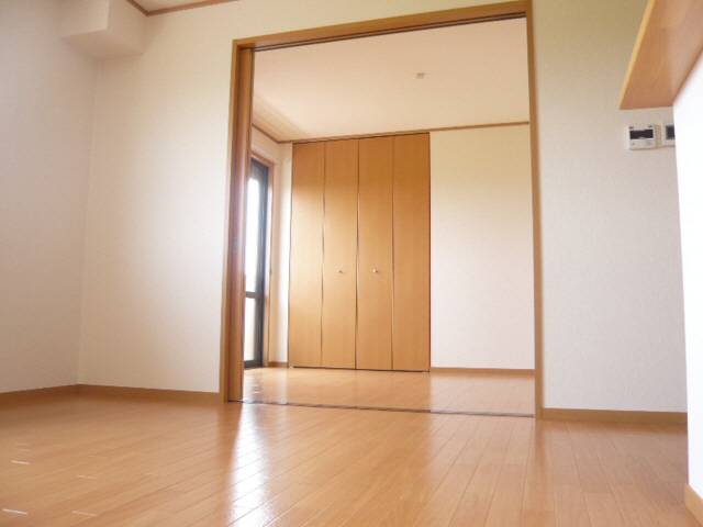 内装２