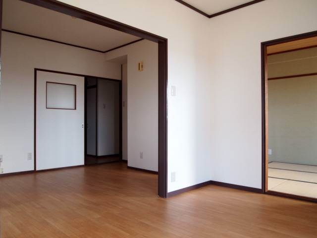 内装１