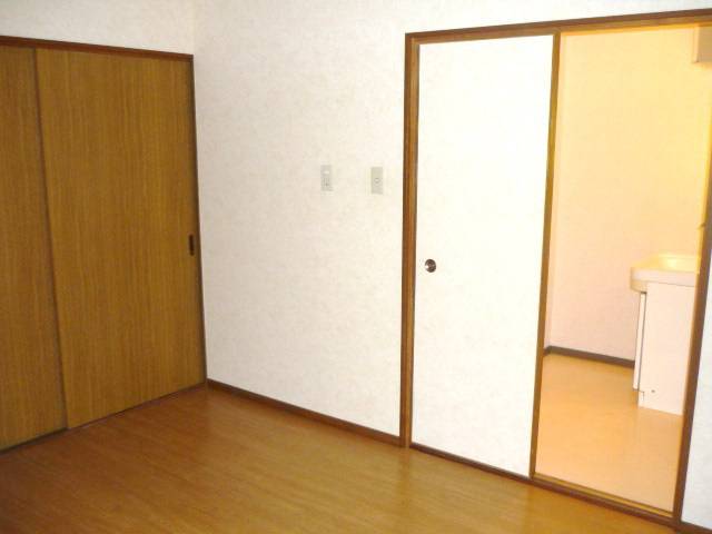 内装３