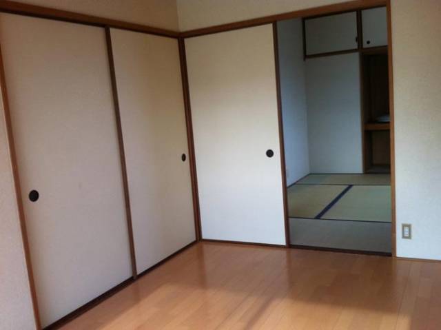 内装２