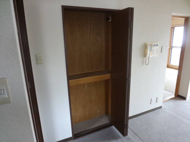 内装１０