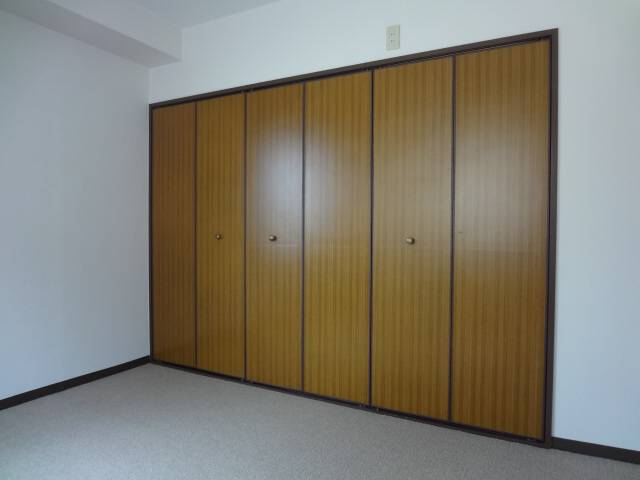 内装１２