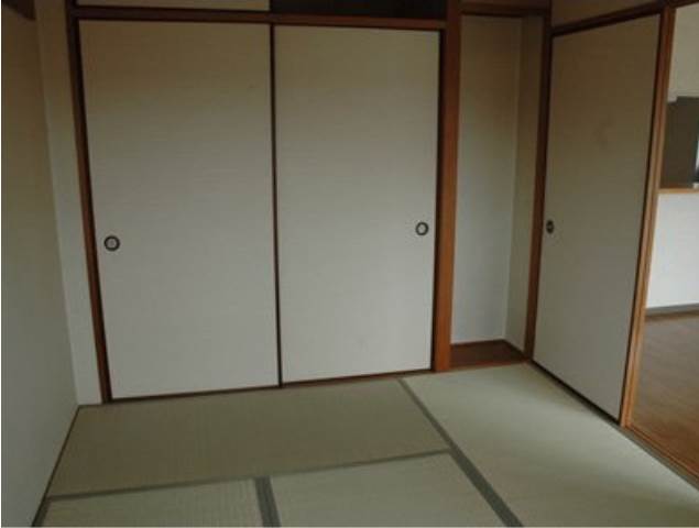 内装３