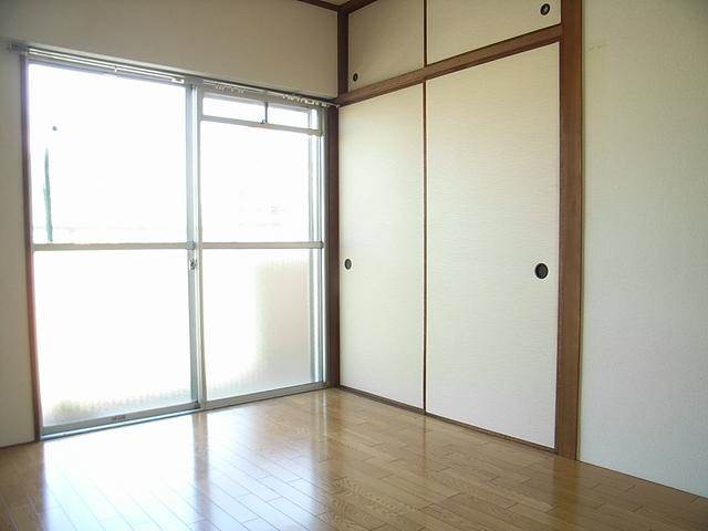 内装４